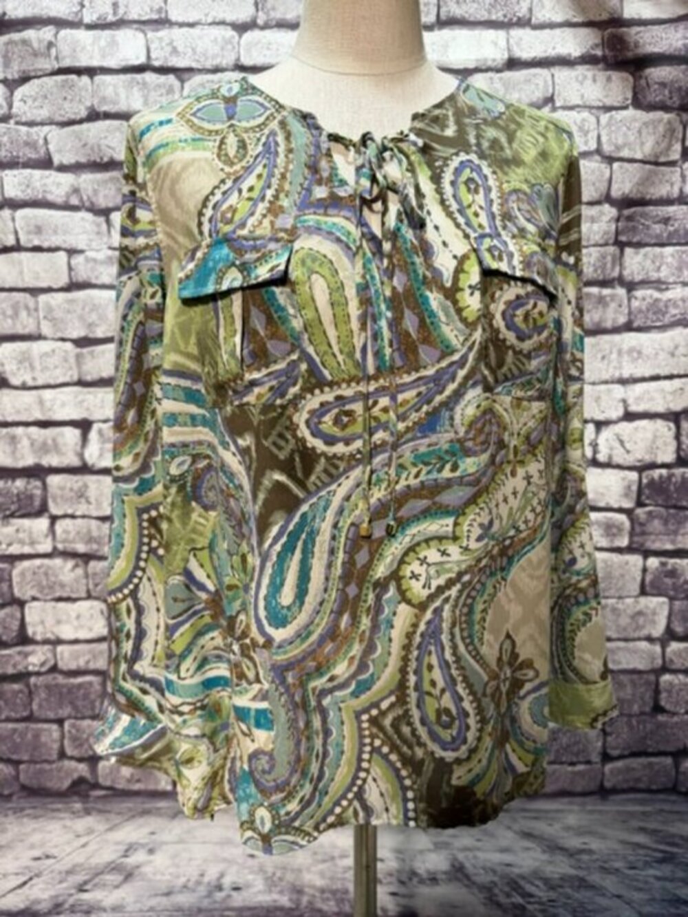 Chico's Green, Blue & White Long Sleeve Blouse Size L